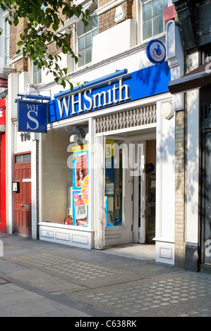 W H Smith, Newagents, Baker Street, Marylebone, London, UK, Europe Stock Photo