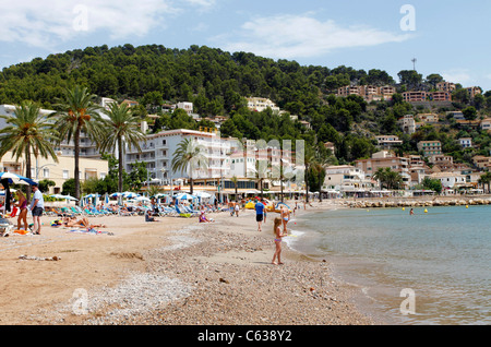 Beach at Peurto Soller in Majorca, Spain Stock Photo