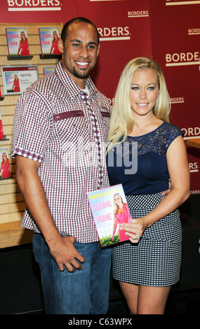 Hank Baskett, Kendra Wilkinson at in-store appearance for Kendra Wilkinson 'Sliding Into Home' Book Signing, Borders Book Store at Columbus Circle, New York, NY July 6, 2010. Photo By: Desiree Navarro/Everett Collection Stock Photo