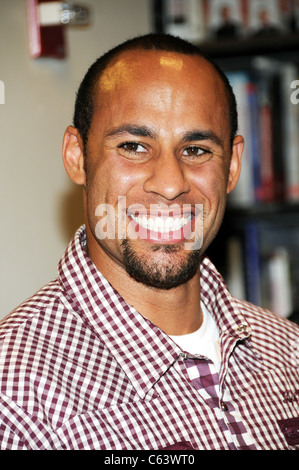 Hank Baskett at in-store appearance for Kendra Wilkinson 'Sliding Into Home' Book Signing, Borders Book Store at Columbus Circle, New York, NY July 6, 2010. Photo By: Desiree Navarro/Everett Collection Stock Photo