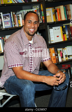 Hank Baskett at in-store appearance for Kendra Wilkinson 'Sliding Into Home' Book Signing, Borders Book Store at Columbus Circle, New York, NY July 6, 2010. Photo By: Desiree Navarro/Everett Collection Stock Photo