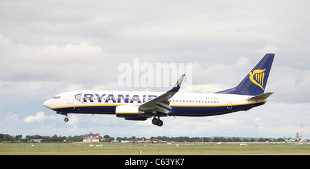 Ryanair flights in and out of Dublin Airport Stock Photo