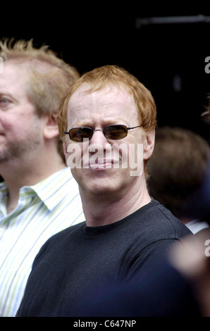 Danny Elfman at the press conference for Handprint & Footprint Ceremony for Johnny Depp, Grauman's Chinese Theatre, Los Angeles, CA, September 16, 2005. Photo by: Michael Germana/Everett Collection Stock Photo