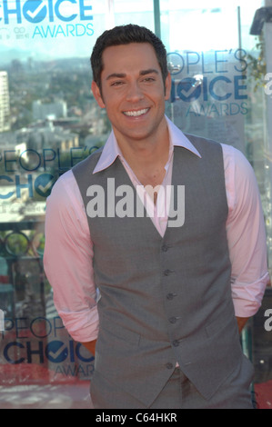 Zachary Levi 2011 People's Choice Awards nominations announcement, held ...