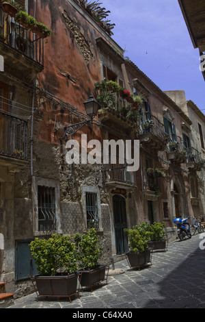 Traditional old front house in Sicily (Italian medieval and baroque architecture), (Modica, Syracuse, Palermo) Italy, Europe Stock Photo