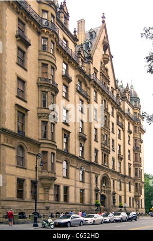 the Dakota co-op building in New York City Stock Photo