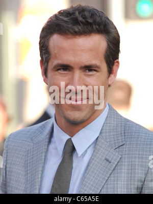 Ryan Reynolds at arrivals for GREEN LANTERN Premiere, Grauman's Chinese Theatre, Los Angeles, CA June 15, 2011. Photo By: Elizabeth Goodenough/Everett Collection Stock Photo