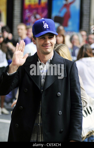 James Franco at talk show appearance for The Late Show with David Letterman - THU, Ed Sullivan Theater, New York, NY September 23, 2010. Photo By: William D. Bird/Everett Collection Stock Photo