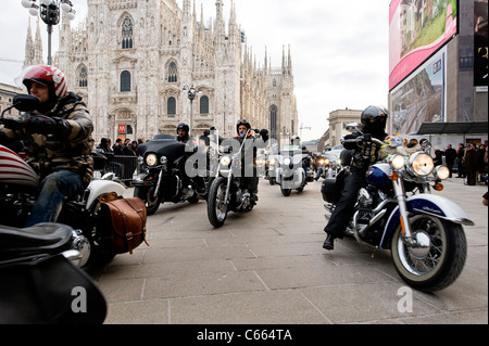 harley davidson on duomo square in Milan Stock Photo - Alamy
