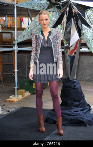 Blake Lively at a public appearance for Unveiling of the Swarovski Star Crowning The 2010 Rockefeller Center Christmas Tree, Rockefeller Plaza, New York, NY November 18, 2010. Photo By: Gregorio T. Binuya/Everett Collection Stock Photo