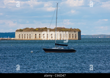 Sailboat By Fort Gorges, On Casco Bay, Portland, Maine Stock Photo - Alamy