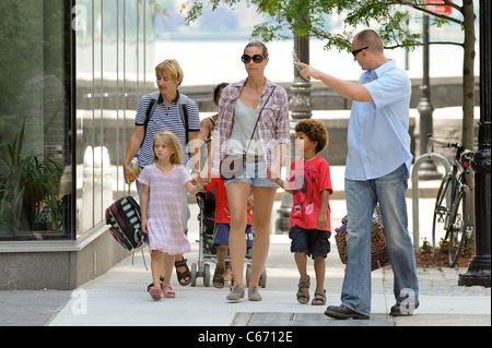 Leni Samuel, Lou Samuel, Johan Samuel, Heidi Klum, Henry Samuel, walk in Battery Park City out and about for CELEBRITY CANDIDS - SATURDAY, , New York, NY June 26, 2010. Photo By: Ray Tamarra/Everett Collection Stock Photo