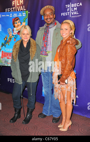 Amy Poehler, David Alan Grier, Hayden Panettiere at arrivals for HOODWINKED TOO! Hood vs Evil Premiere Tribeca Film Festival Family Screening, Chelsea Clearview Cinema, New York, NY April 23, 2011. Photo By: Gregorio T. Binuya/Everett Collection Stock Photo