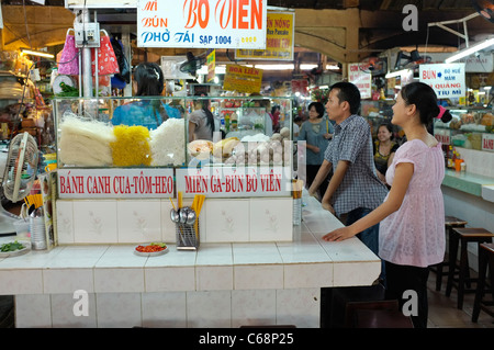 Snack Bar Cafe in Ben Thanh Market in Ho Chi Minh City, Saigon, Vietnam Stock Photo