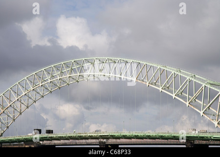 widnes transporter bridge to runcorn on the river mersey
