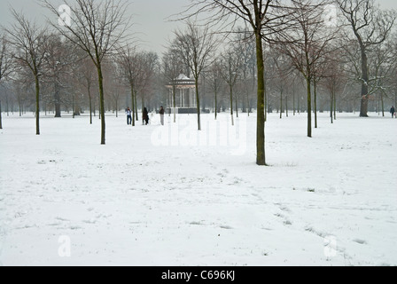 The bandstand in London's Hyde Park after snowfall Stock Photo