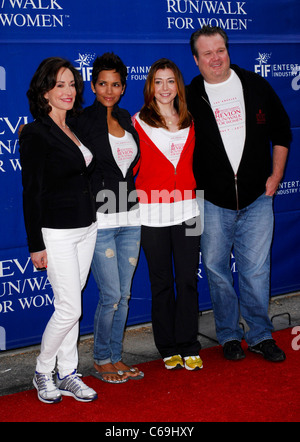 Lilly Tartikoff, Halle Berry, Alyson Hannigan, Eric Stonestreet in attendance for 18th Annual EIF REVLON Run/Walk for Women, Los Angeles Memorial Coliseum, Los Angeles, CA May 7, 2011. Photo By: Elizabeth Goodenough/Everett Collection Stock Photo