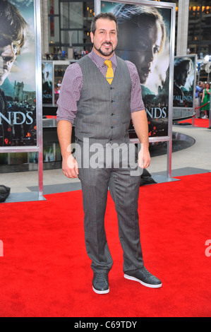 Joey Fatone at arrivals for Harry Potter and the Deathly Hallows - Part 2 North American Premiere, Avery Fisher Hall at Lincoln Stock Photo