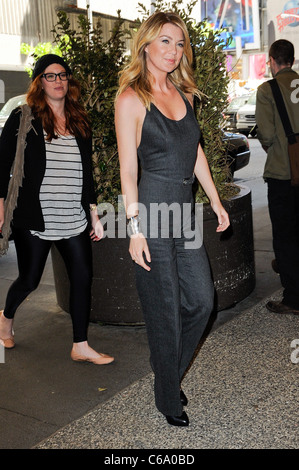 Ellen Pompeo, enters MTV Studios out and about for CELEBRITY CANDIDS - THU, , New York, NY May 12, 2011. Photo By: Ray Tmarra/Everett Collection Stock Photo