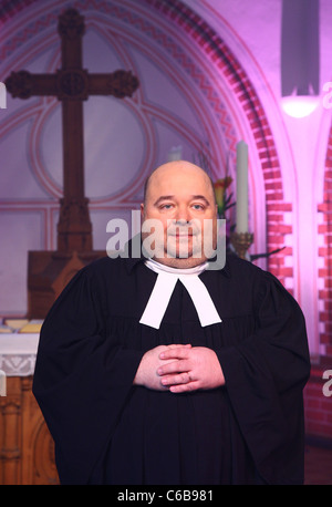Dirk Bach at a photocall for the German daily soap opera 'Verbotene Liebe' at Lutherkirche church in Koeln-Nippes. Cologne, Stock Photo