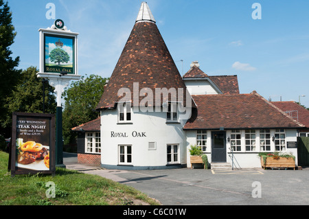 The Royal Oak public house at Green Street Green, Orpington in Kent is built to look like the oast houses seen locally Stock Photo