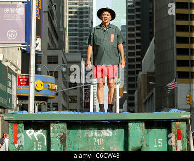 Bill Murray diving into a makeshift pool while filming a segment outside The Ed Sullivan Theater for the 'Late Show with David Stock Photo