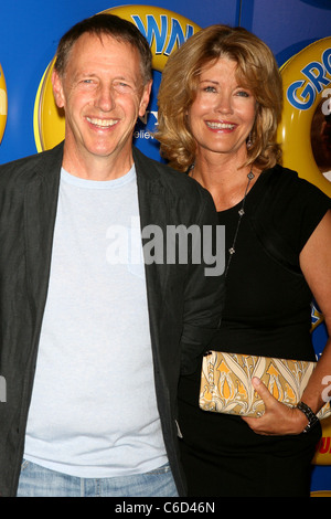 Director Dennis Dugan and Sharon O'Connor New York premiere of 'Grown Ups' at the Ziegfeld Theatre - Arrivals New York City, Stock Photo