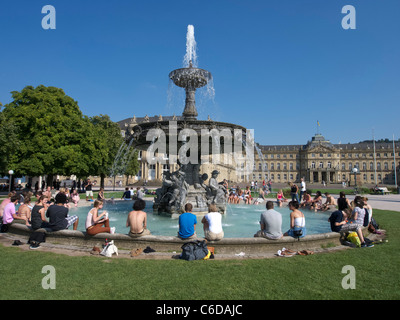 Busy summer afternoon on Schlossplatz in Stuttgart in Germany Stock Photo