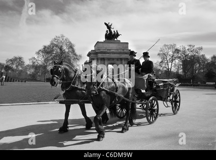 Hyde Park horse carriage Queen's Frisian London Stock Photo