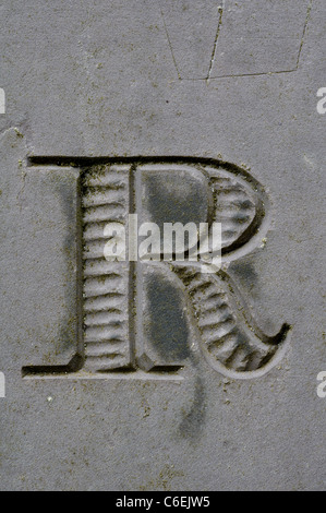 Letter R detail of slate gravestone, Leicestershire, UK Stock Photo