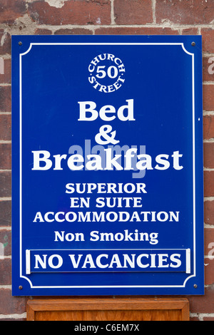 bed and breakfast no vacancies sign Stock Photo