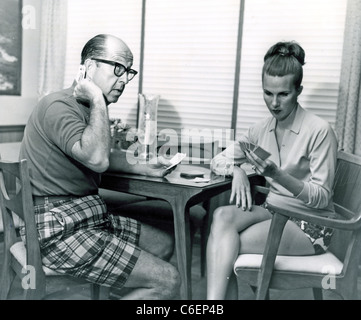 PHIL SILVERS (1911-1985) US entertainer and comedy actor with second wife Evelyn about 1958 Stock Photo