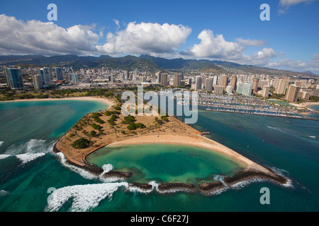 Magic Island, Ala Moana Beach, Waikiki, Honolulu, Oahu, Hawaii Stock Photo