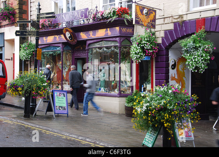 Glastonbury High Street Somerset England Stock Photo