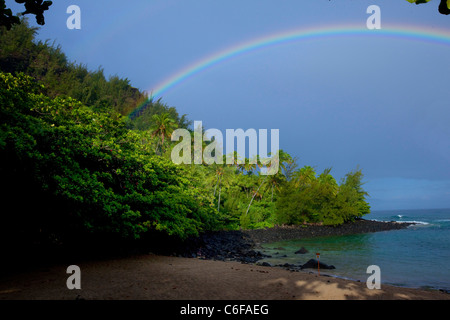 Rainbow, Kee Beach, Haena State park, Napali Coast, Kauai, Hawaii Stock Photo