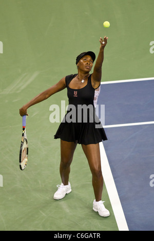 Venus Williams (USA) competing at the 2011 US Open Tennis. Stock Photo