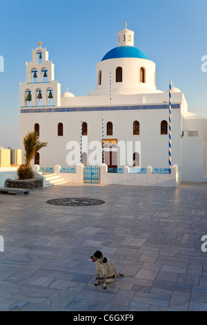 Church of Panagia of Platsani, Oia (La), Santorini (Thira), Cyclades Islands, Aegean Sea, Greece, Europe Stock Photo