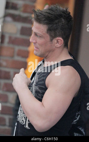 Alex Reid having lunch with his wife Katie Price and friends at the Ivy restaurant on Robertson Blvd. Los Angeles, California, Stock Photo