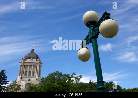 old streetlight in the grounds of the manitoba legislative building winnipeg manitoba canada Stock Photo