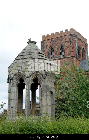 14th century Rectory Pulpit and Shrewsbury Abbey founded in 1083 by Roger de Montgomery in Abbey Foregate Shrewsbury Shropshire Stock Photo