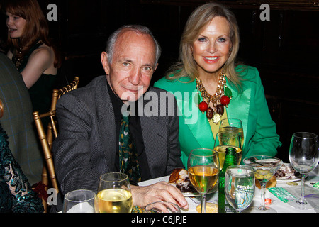 Ben Gazzara and his wife Elke Stuckmann-Gazzara The Gingold Theatrical Group St. Patrick's Day Gala held at The Players Club Stock Photo