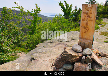 Beech Cliff and Canada Cliff Trail, Beech Mountain, Acadia National Park, Mount Desert island, Maine, USA Stock Photo