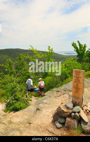 Beech Cliff and Canada Cliff Trail, Beech Mountain, Acadia National Park, Mount Desert island, Maine, USA Stock Photo