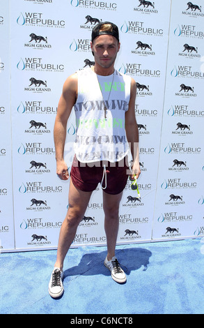 Josh Strickland All-American Holly Madison hosts Wet Republic on 4th of July at MGM Grand Resort Casino Las Vegas, NV Las Stock Photo