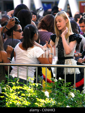 Elle Fanning 2010 Los Angeles Film Festival - Premiere of 'The Twilight Saga: Eclipse' held at Nokia Theatre LA Live - Outside Stock Photo