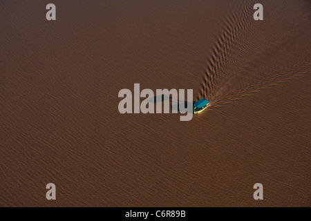 Aerial view of tourist boat on Pongola Dam Stock Photo