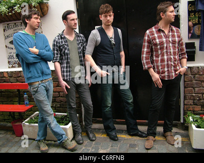 Snow Patrol at The Duke of York pub in Belfast, where a plaque has been unveiled, showing that Snow Patrol first gigged there Stock Photo