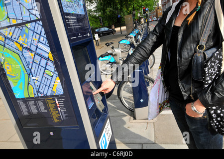 Hire cycles, London, Barclays Cycle Hire, Transport for London Cycles, bicycles or cycle hire station, London, Britain, UK Stock Photo