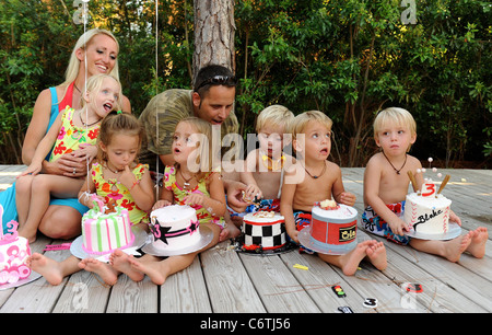 Mother Jenny Masche, Father Bryan Masche WE tv’s Masche Sextuplets