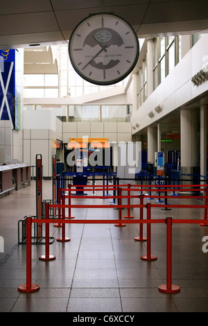 Glasgow Airport is deserted on Tuesday, 20th April 2010. Some domestic planes have been allowed to fly in Scotland today Stock Photo